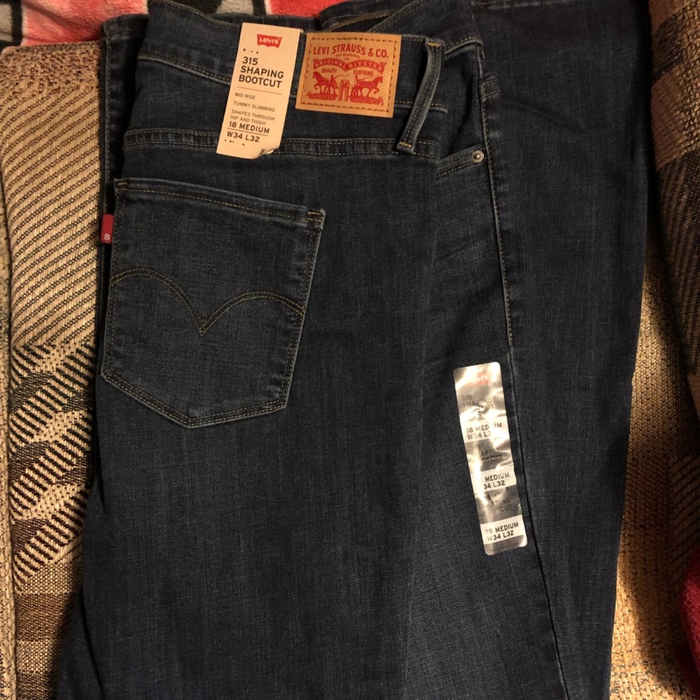 Levi’s 315 Shaping Bootcut Jeans (new, never worn)
